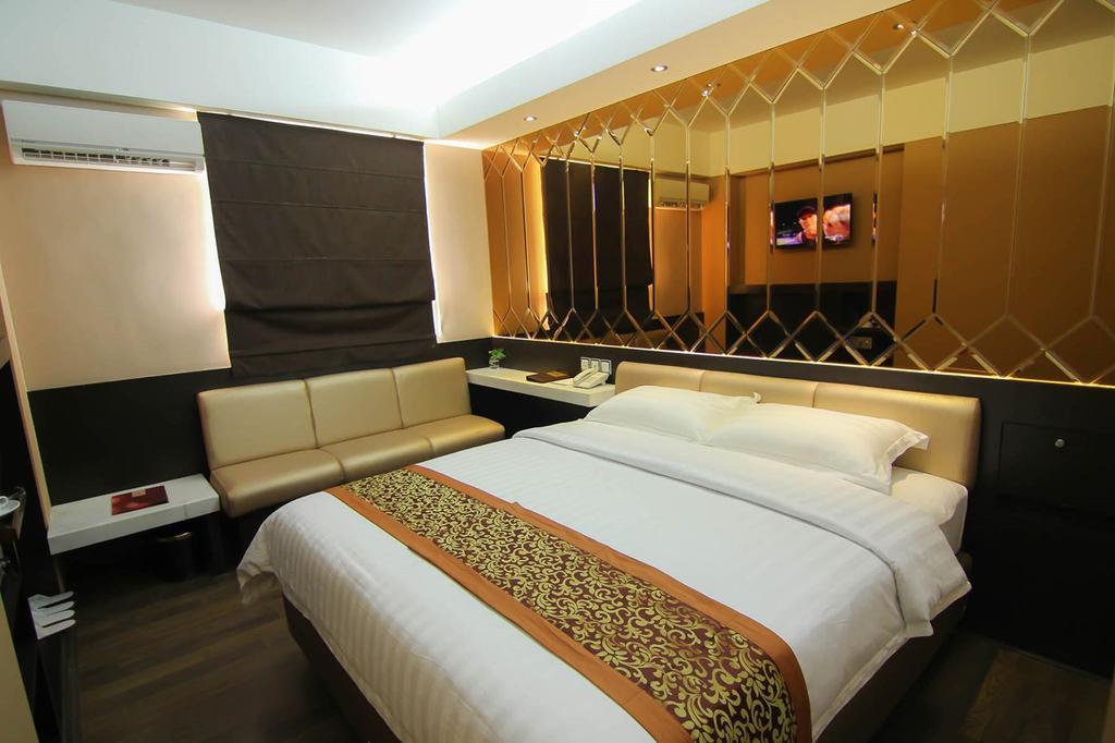 Favor Hotel Makassar City Center By Life Rum bild